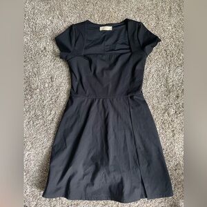 Qinsen Woman’s Square Neck Stretch Mini dress with pockets Sz M